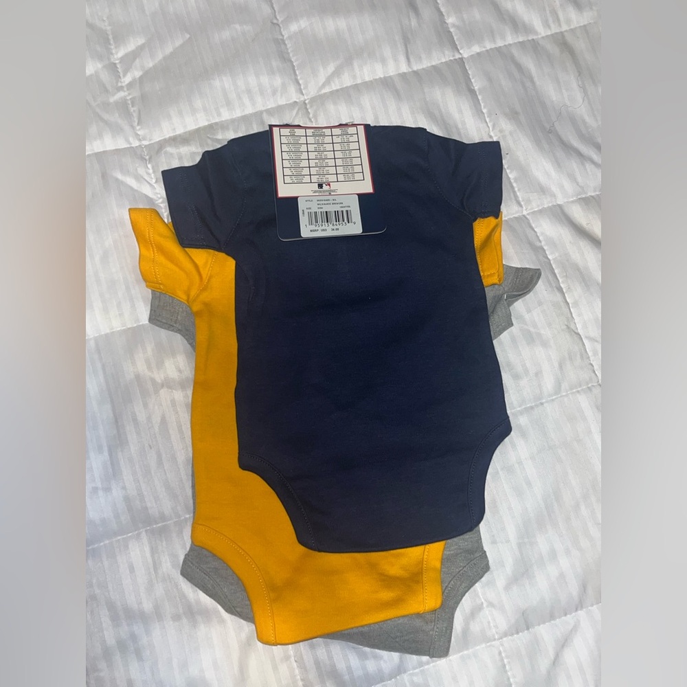 Milwaukee Brewers Creeper Set Infant Baby Bodysuit 3/6 6/9M MLB Baseball NEW - Picture 4 of 6